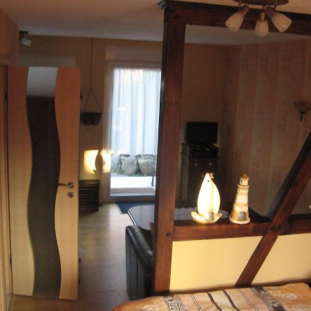 Ferienzimmer Huehnernest Hirtenweg 3 Zingst Exteriör bild